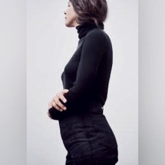 OZMA Marianne Turtleneck, Regen Silk Noil Jersey, Black, Small - Picture 2 of 6